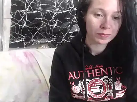 Venusluxodomme online show from 12, 6, 2026