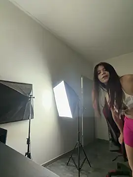 kiarafonseca  online show from 4, 3, 2026