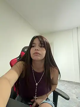 kiarafonseca  online show from 5, 3, 2026