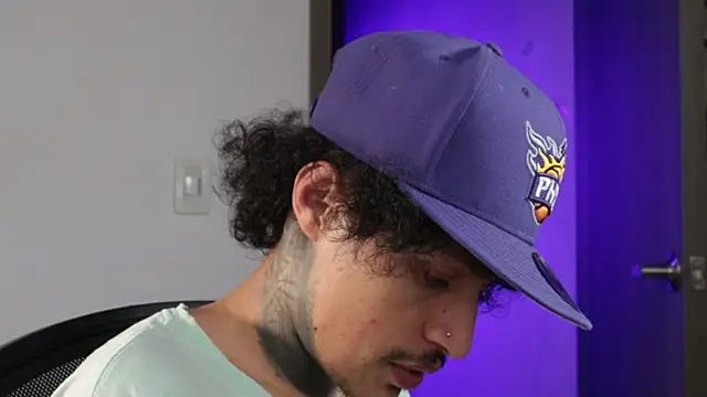 trieone online show from 26, 4, 2026