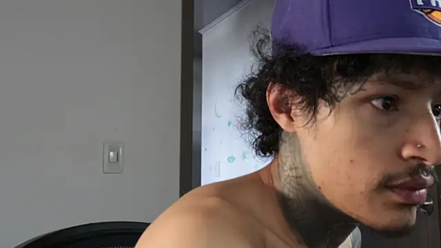 trieone online show from 26, 4, 2026