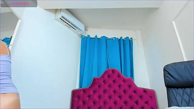 ninnadee online show from 11, 7, 2026