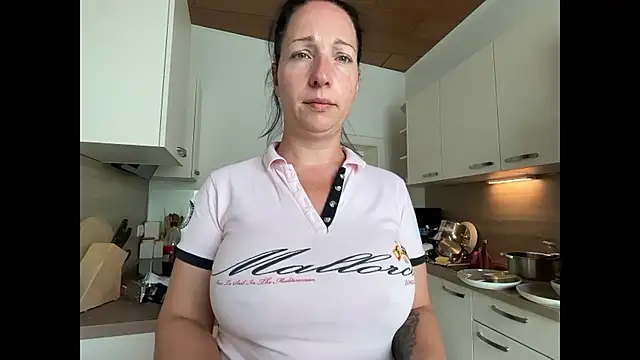 Viola Beck online show from 26, 6, 2026