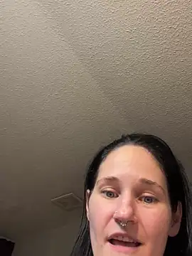 lolabunny9 online show from 12, 12, 2024