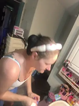 lolabunny9 online show from 19, 6, 2026
