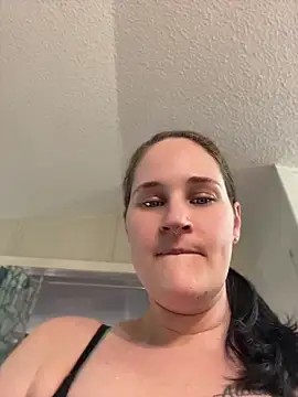 lolabunny9 online show from 1, 8, 2026