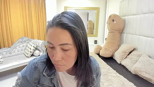 gaby trent online show from 11, 2, 2026