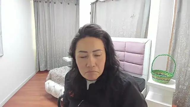 gaby trent online show from 10, 6, 2026