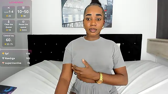 cristaaalclocks1 online show from 31, 1, 2026