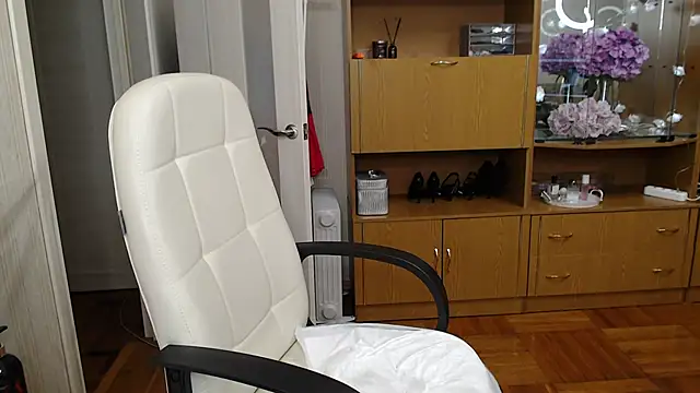 Mika Passion online show from 25, 1, 2025