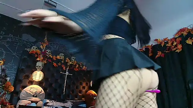 AlexHoe  online show from 30, 9, 2025