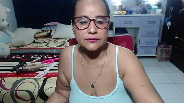 pervert mommy  online show from 1, 4, 2026