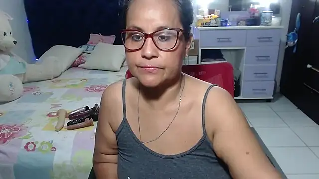 pervert mommy  online show from 23, 4, 2026