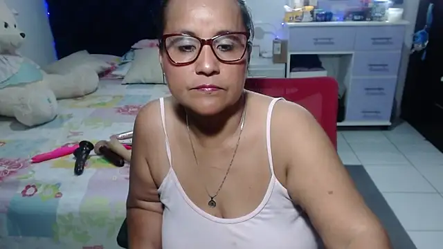 pervert mommy  online show from 25, 4, 2026