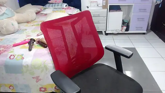 pervert mommy  online show from 25, 4, 2026