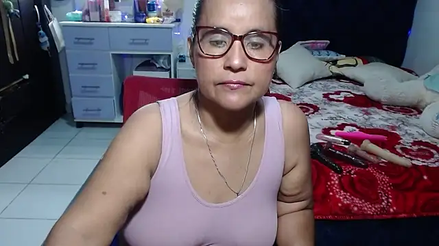 pervert mommy  online show from 11, 6, 2026