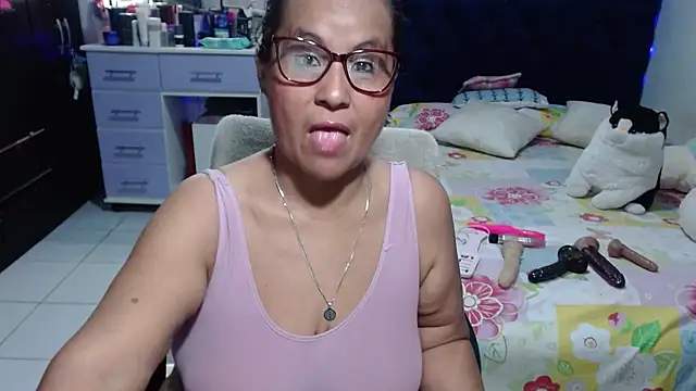 pervert mommy  online show from 29, 7, 2026