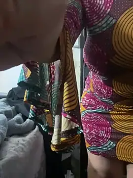 XHotJuicyBootyXX online show from 3, 5, 2026