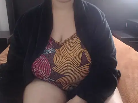 Snapshot of XHotJuicyBootyXX chatting on 3, 7, 2026 XHotJuicyBootyXX online show from 3, 7, 2026