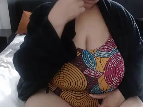 Snapshot of XHotJuicyBootyXX chatting on 28, 7, 2026 XHotJuicyBootyXX online show from 28, 7, 2026