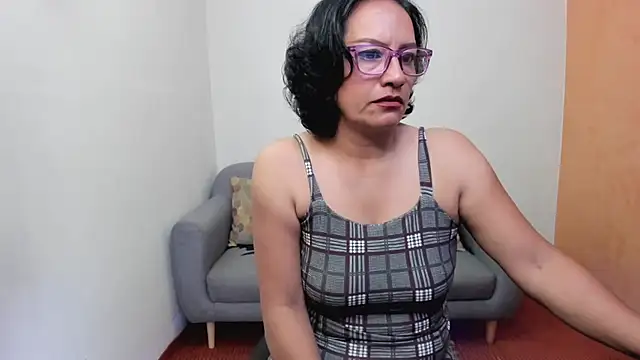 scarlet wet online show from 29, 5, 2026