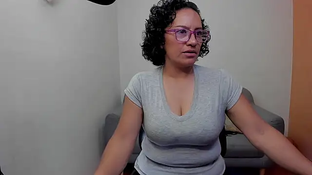 scarlet wet online show from 3, 6, 2026