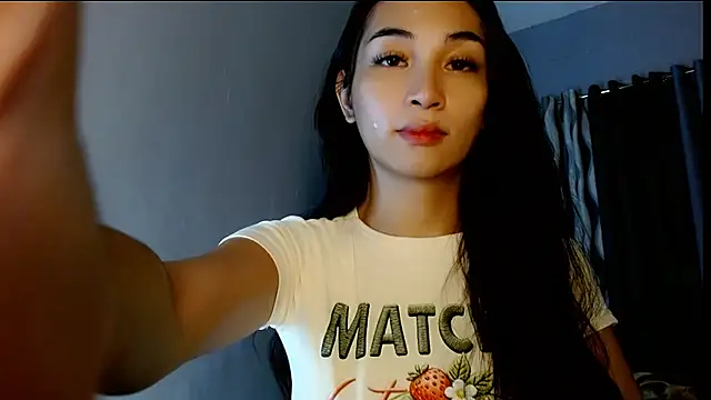 SweetLilly 18 online show from 21, 7, 2026