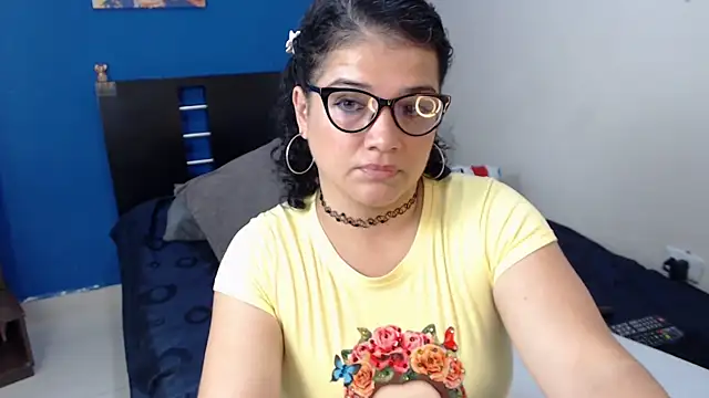 GlendaStarx online show from 29, 4, 2026