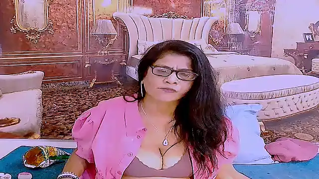 IndianAllure online show from 6, 7, 2026