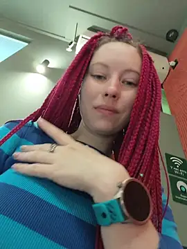 Snapshot of Frost_foxy chatting on 7, 5, 2026 Frost foxy online show from 7, 5, 2026