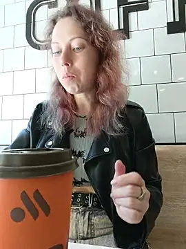 Snapshot of Frost_foxy chatting on 31, 5, 2026 Frost foxy online show from 31, 5, 2026