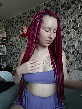 Snapshot of Frost_foxy chatting on 5, 6, 2026 Frost foxy online show from 5, 6, 2026