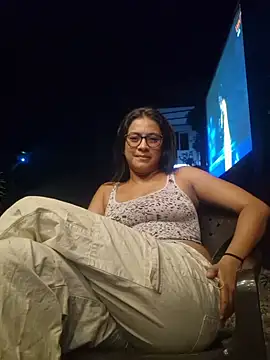 Snapshot of DAELAA chatting on 6, 2, 2025 DAELAA online show from 6, 2, 2025