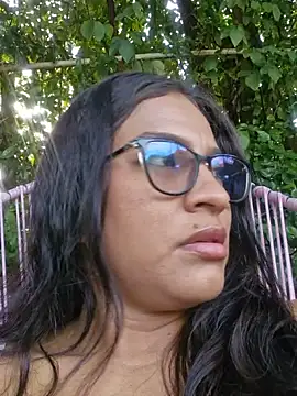 Snapshot of DAELAA chatting on 18, 2, 2025 DAELAA online show from 18, 2, 2025