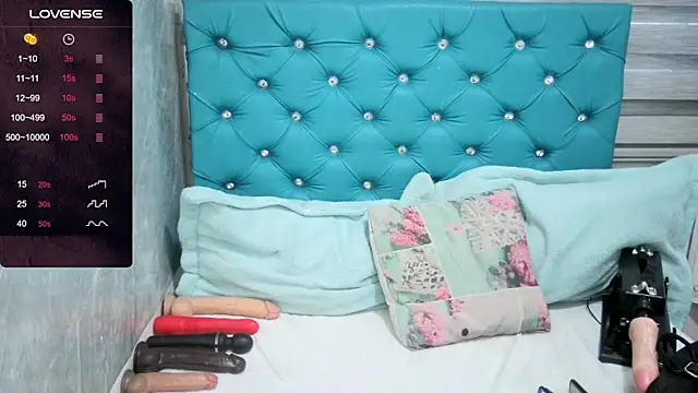 MAARYMOON online show from 17, 1, 2025