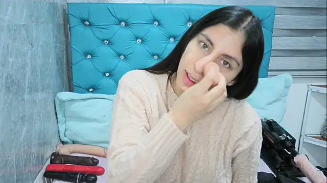 MAARYMOON online show from 9, 2, 2025