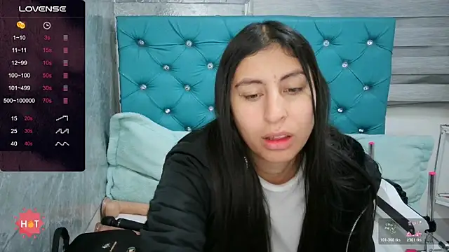 Snapshot of MAARYMOON chatting on 5, 12, 2025 MAARYMOON online show from 5, 12, 2025