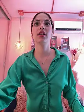 Snapshot of Zoe_Bae chatting on 17, 3, 2025 Zoe Bae online show from 17, 3, 2025