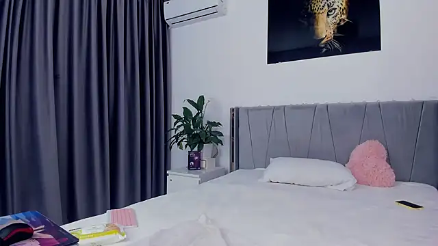 jessykmxx online show from 15, 4, 2026