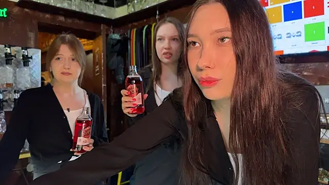 Snapshot of dirtypub chatting on 5, 12, 2024 dirtypub online show from 5, 12, 2024