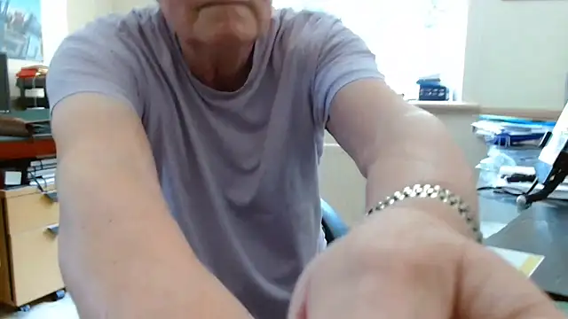 Snapshot of alan_inlondon chatting on 24, 7, 2026 alan inlondon online show from 24, 7, 2026