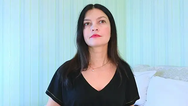  Lily  online show from 21, 1, 2025