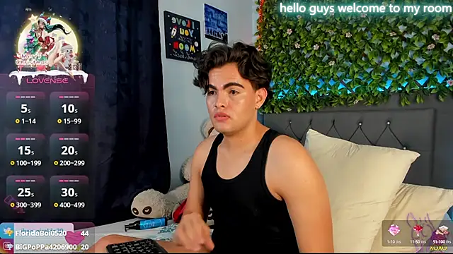 Snapshot of kamii_22 chatting on 27, 12, 2024 kamii 22 online show from 27, 12, 2024