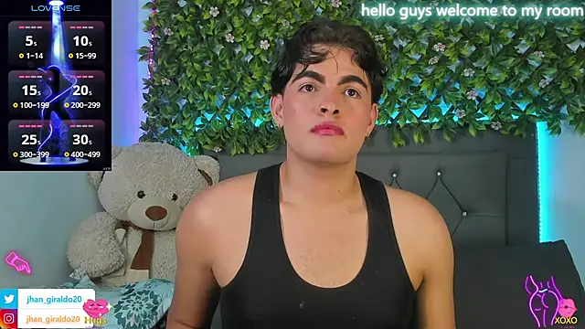 Snapshot of kamii_22 chatting on 15, 1, 2025 kamii 22 online show from 15, 1, 2025