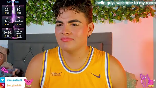 Snapshot of kamii_22 chatting on 24, 9, 2025 kamii 22 online show from 24, 9, 2025