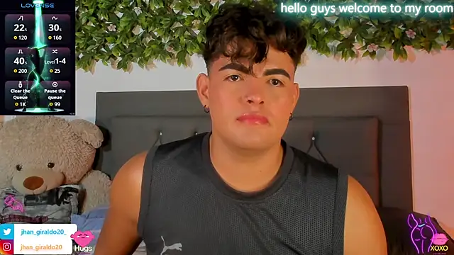 Snapshot of kamii_22 chatting on 3, 10, 2025 kamii 22 online show from 3, 10, 2025