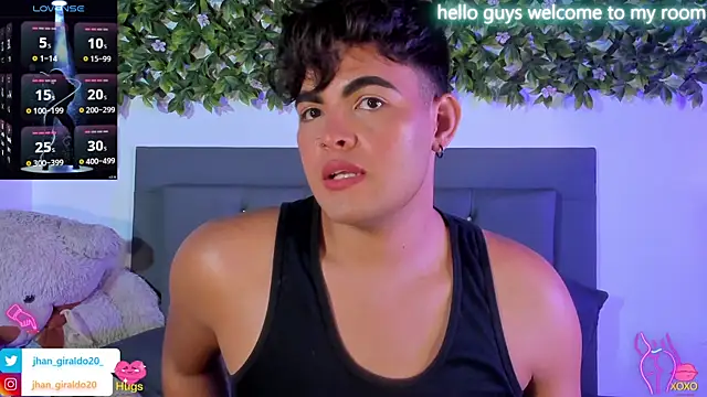 Snapshot of kamii_22 chatting on 9, 10, 2025 kamii 22 online show from 9, 10, 2025