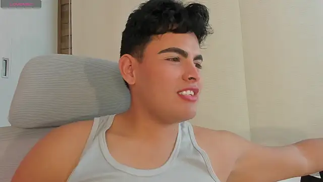 Snapshot of kamii_22 chatting on 5, 1, 2026 kamii 22 online show from 5, 1, 2026