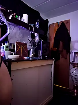 Snapshot of NikiFm chatting on 17, 2, 2025 NikiFm online show from 17, 2, 2025