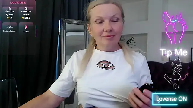 Snapshot of Abby_Moore_ chatting on 29, 7, 2026 Abby Moore online show from 29, 7, 2026